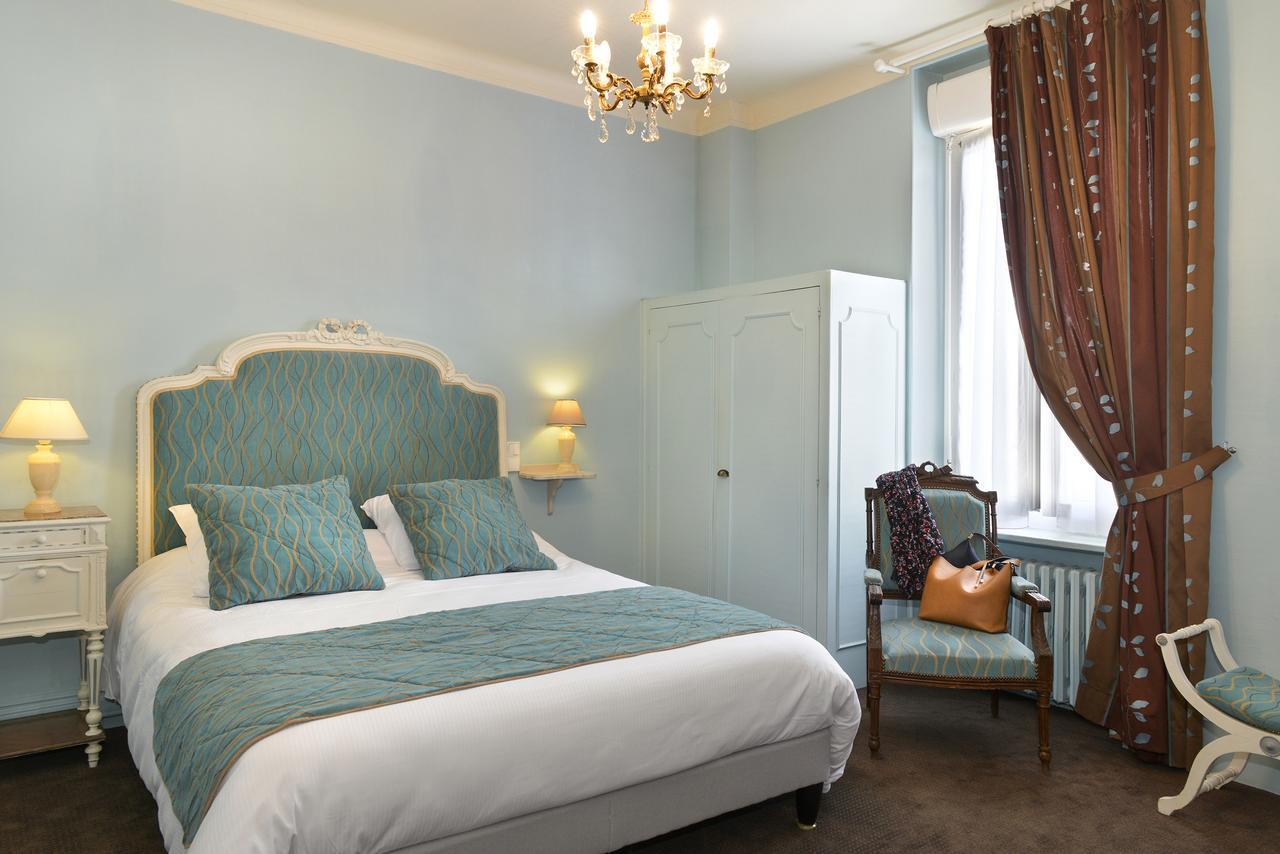 Logis Hotels Restaurant Le Dauphin Salbris Luaran gambar